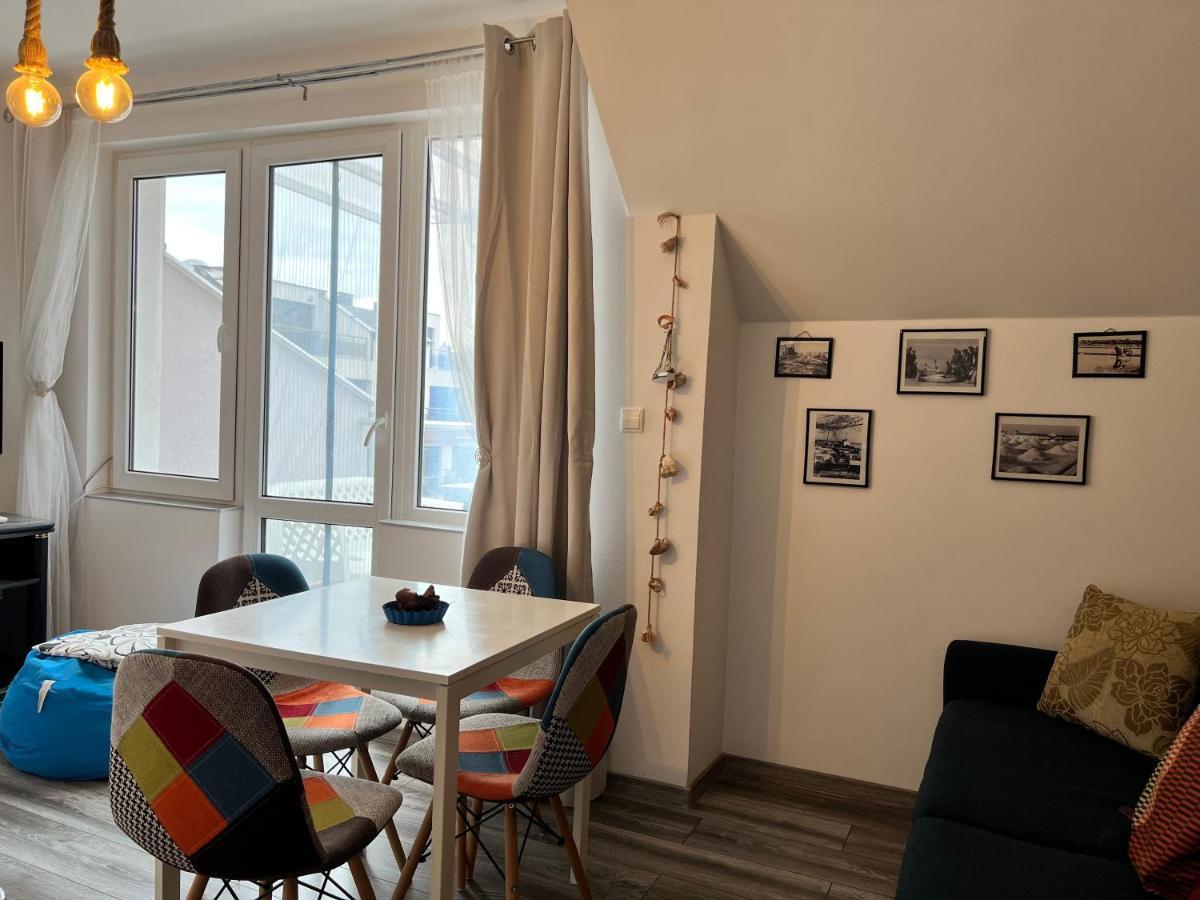 Milos Apartments Pomorie Buitenkant foto