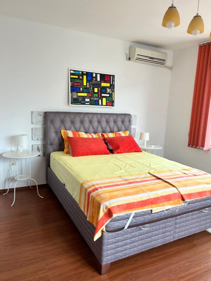 Milos Apartments Pomorie Buitenkant foto