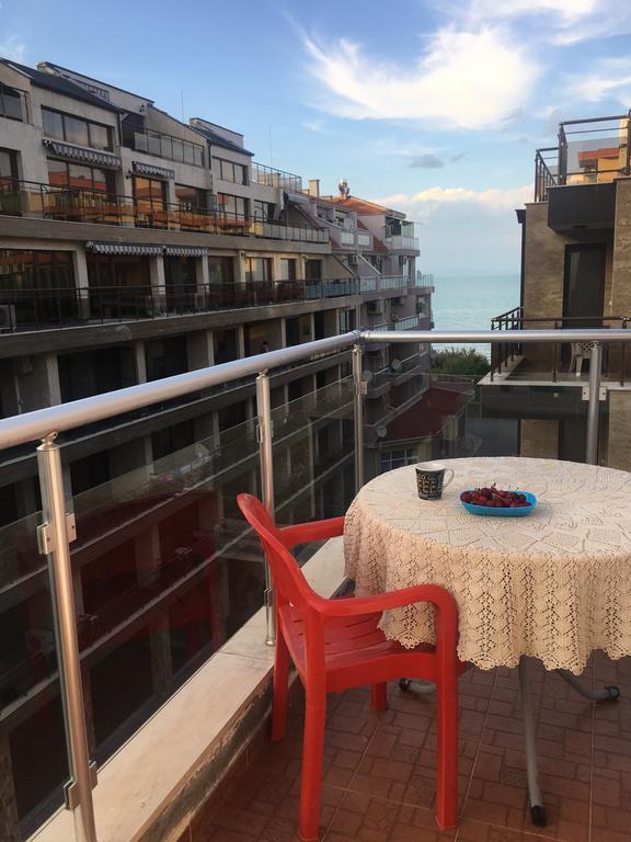 Milos Apartments Pomorie Buitenkant foto